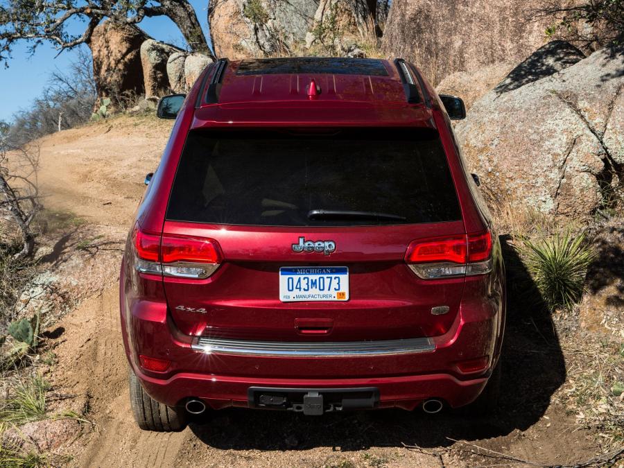  Jeep Grand Cherokee Overland 2013 года  (фото 5 из 20)